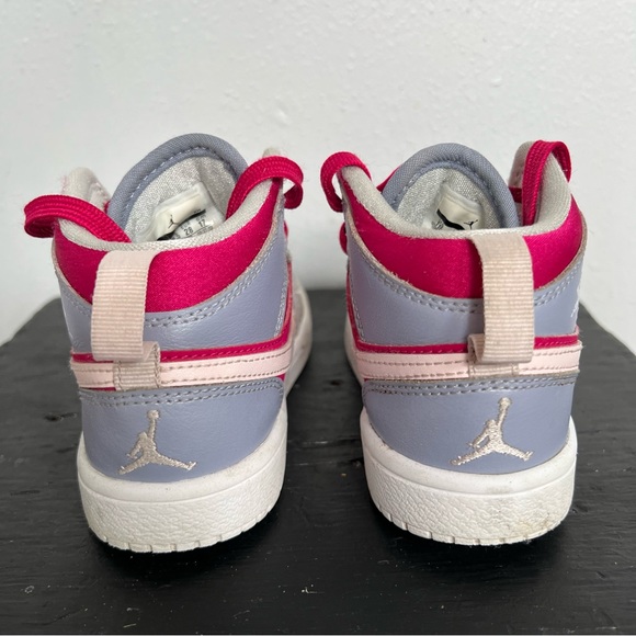 Air Jordan 1 Mid GG Hyper Fuchsia Sneakers - Picture 4 of 6